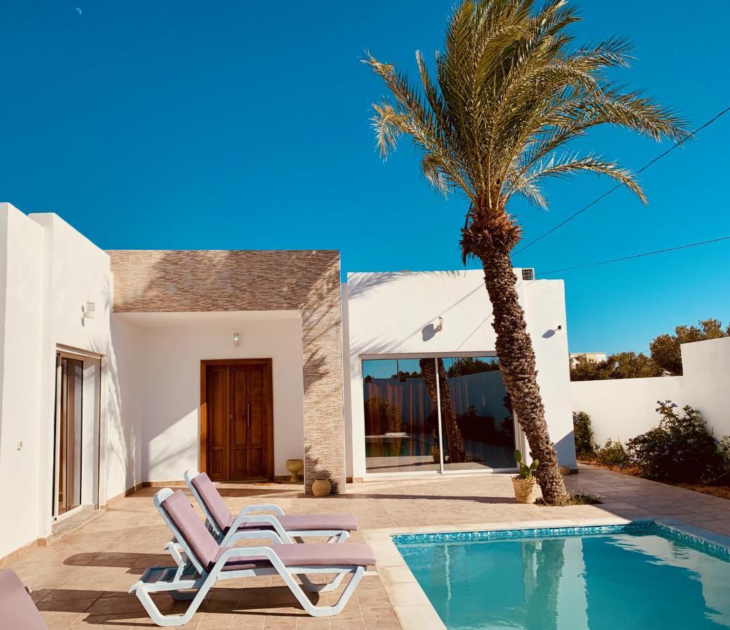 Lina Moderne Toute Equipee & Piscine Villa *